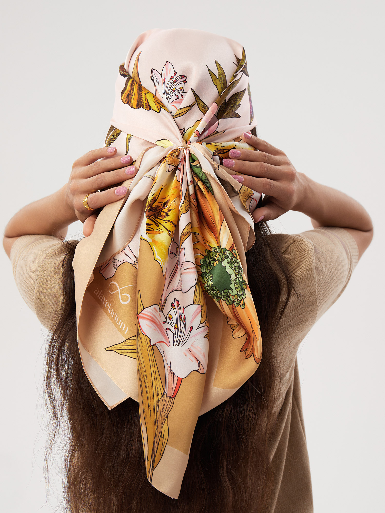 Как можно носить платок