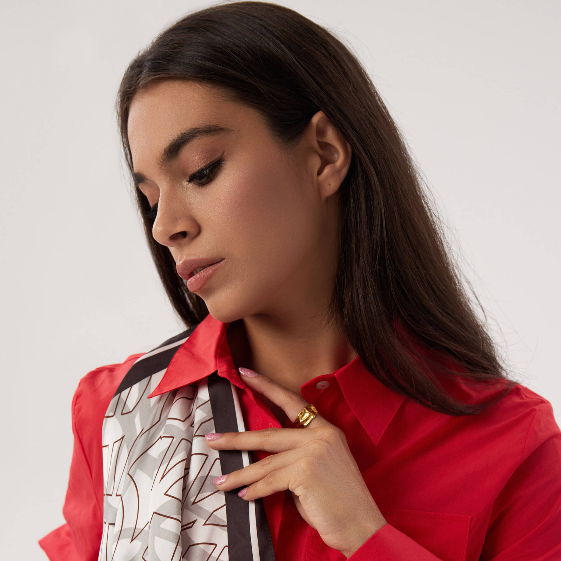 Как подобрать шейный платок, как носить и какой нужен размер