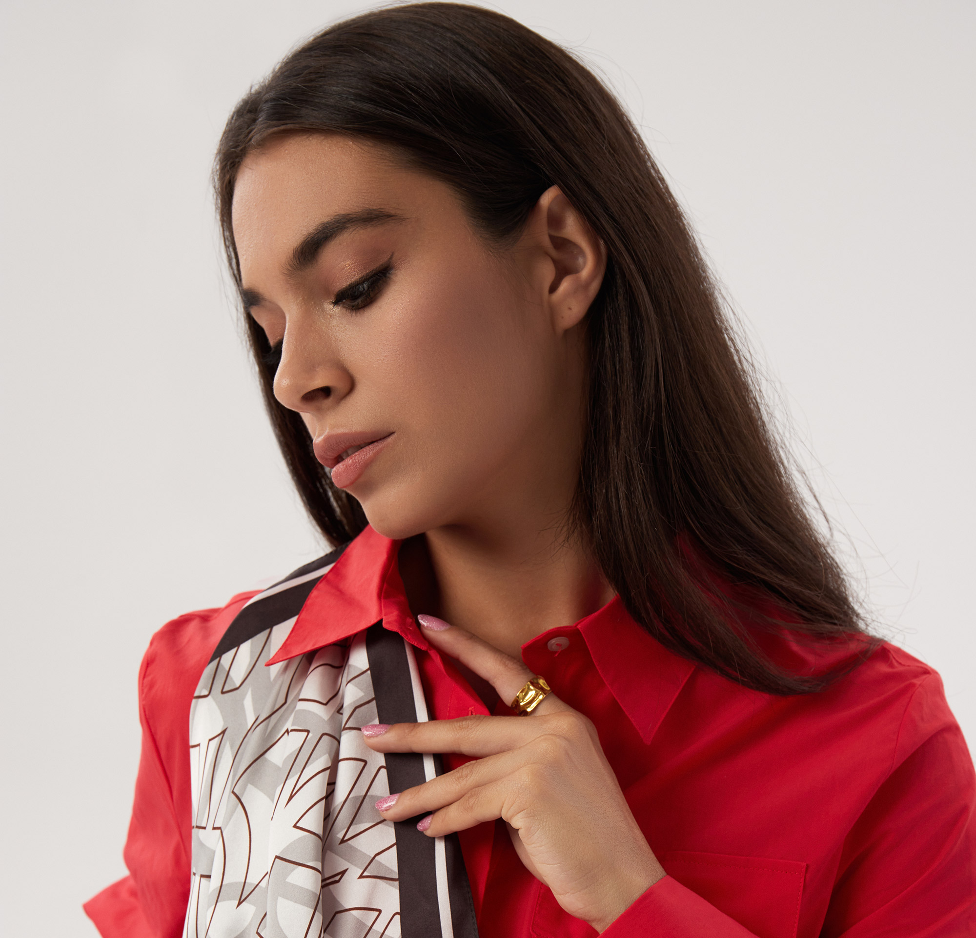 Как подобрать шейный платок, как носить и какой нужен размер