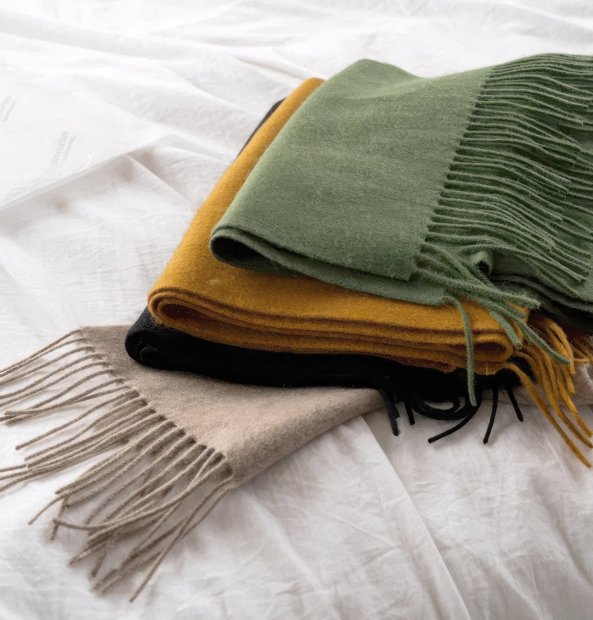 Кашемировые шарфы. Скоро в продаже