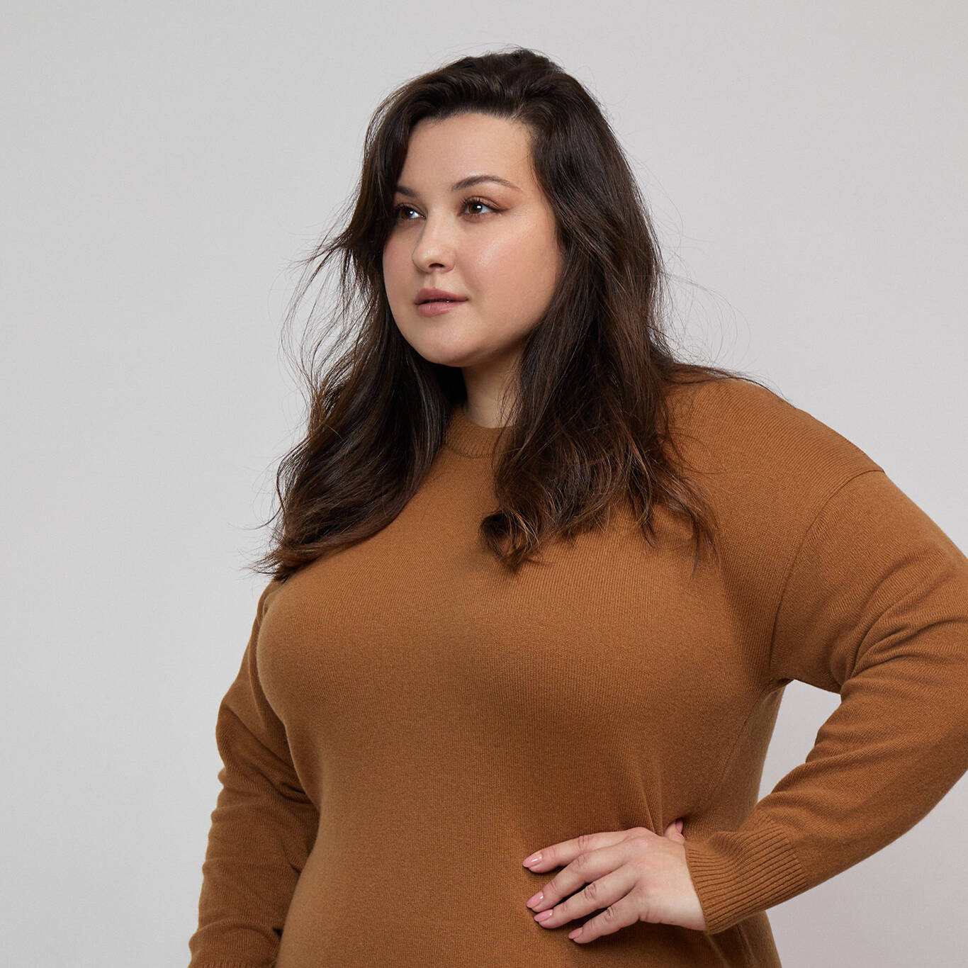 Какие платья подходят для большого бюста: фасоны и особенности фигуры