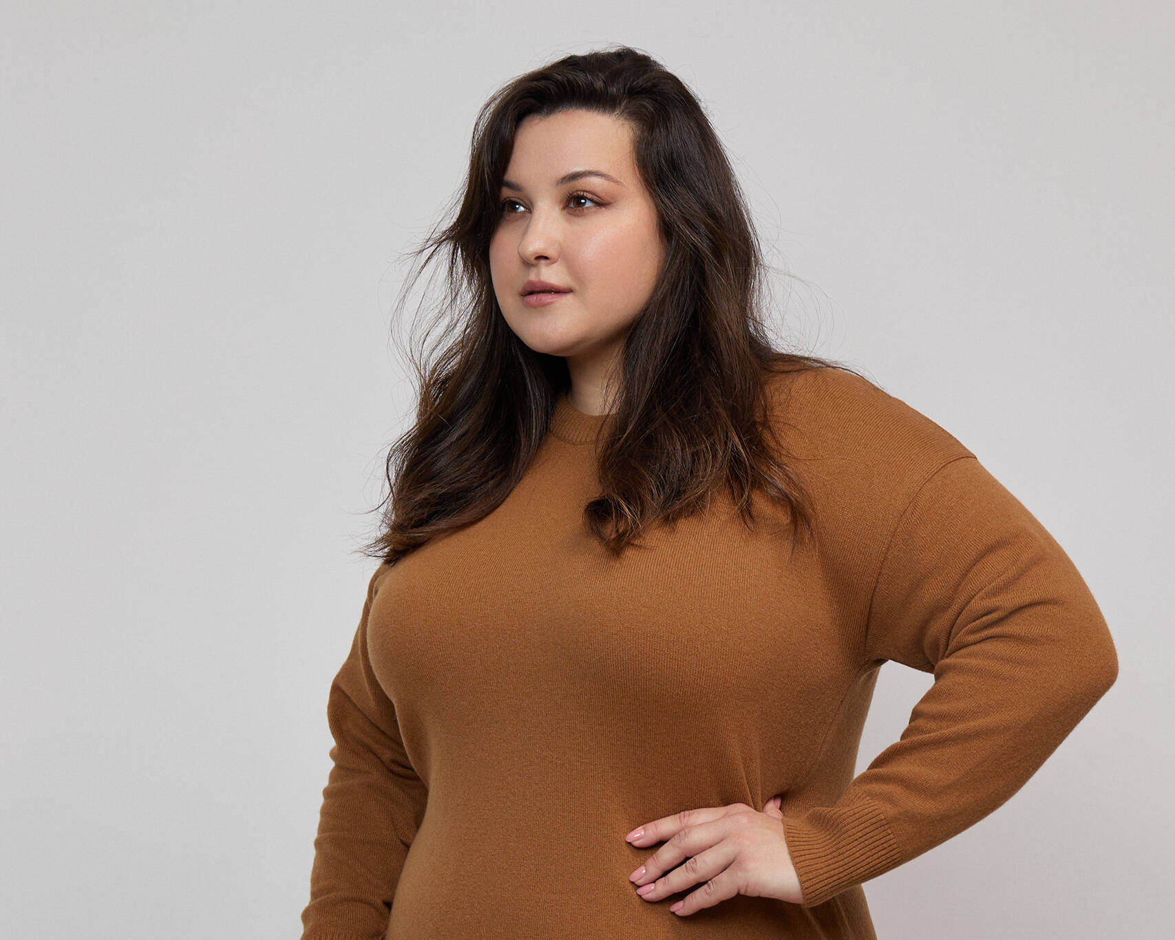 Какие платья подходят для большого бюста: фасоны и особенности фигуры