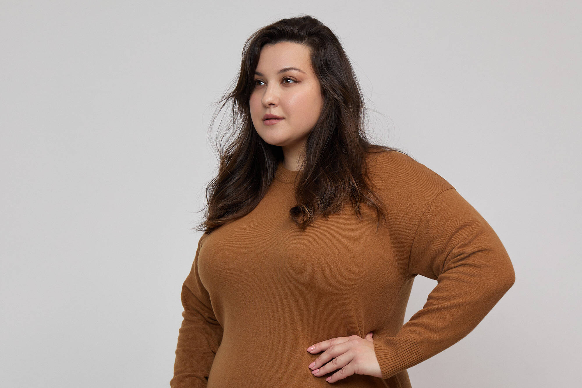 Какие платья подходят для большого бюста: фасоны и особенности фигуры