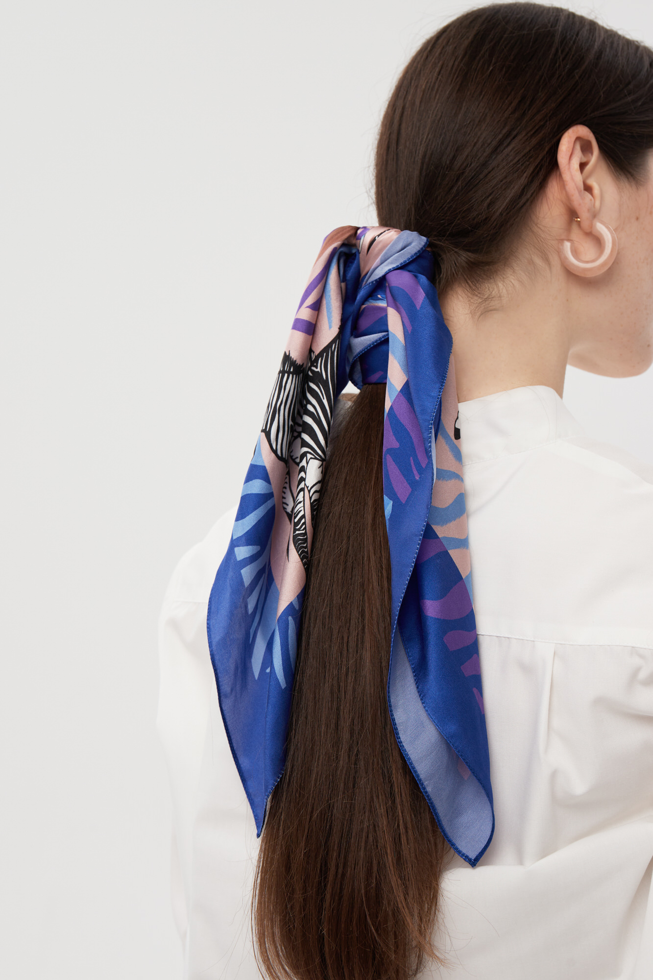 Эксперименты с длиной и формой платка для разнообразия в образе 1