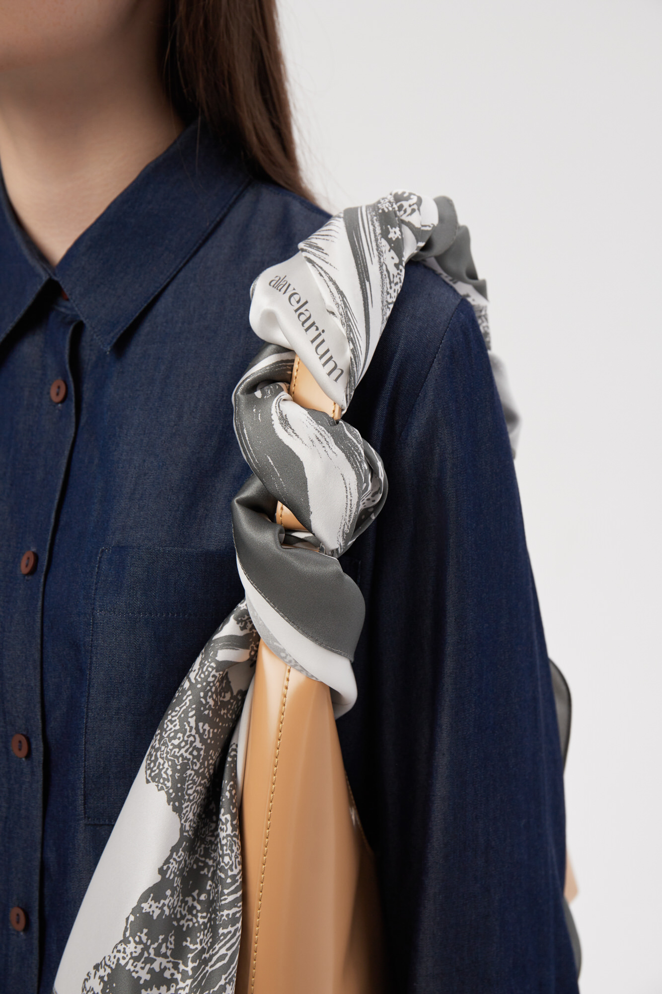 Эксперименты с длиной и формой платка для разнообразия в образе 2